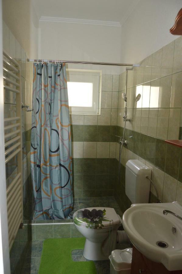 Varga Apartman Hévíz المظهر الخارجي الصورة