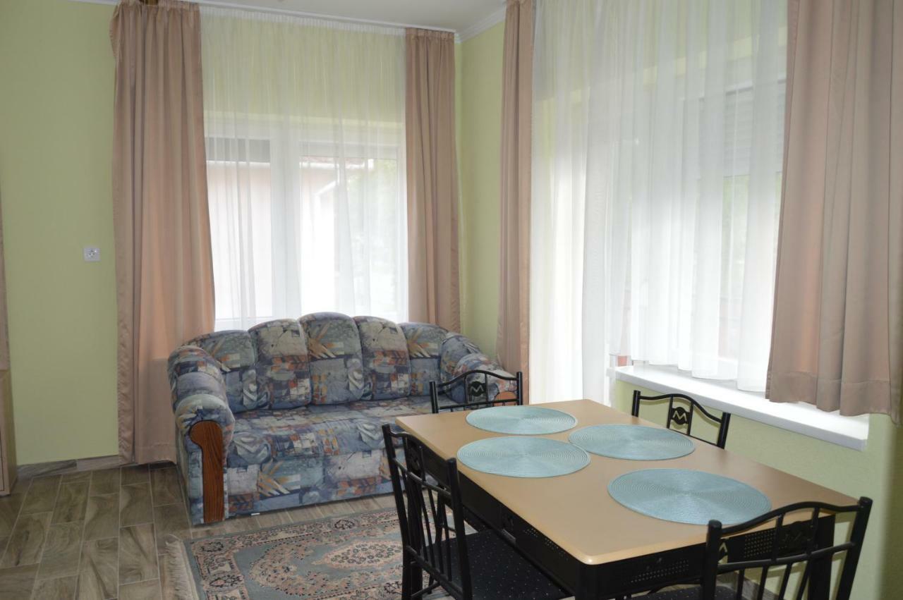 Varga Apartman Hévíz المظهر الخارجي الصورة