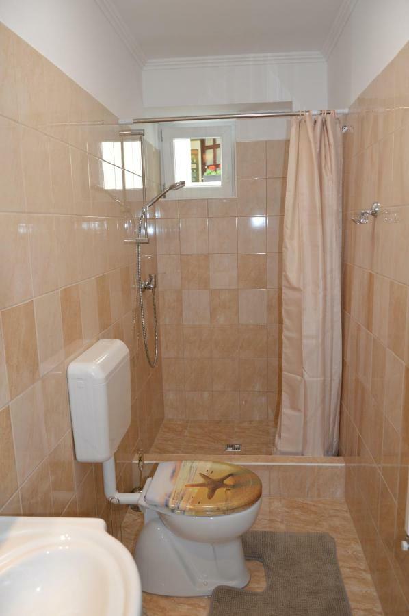 Varga Apartman Hévíz المظهر الخارجي الصورة