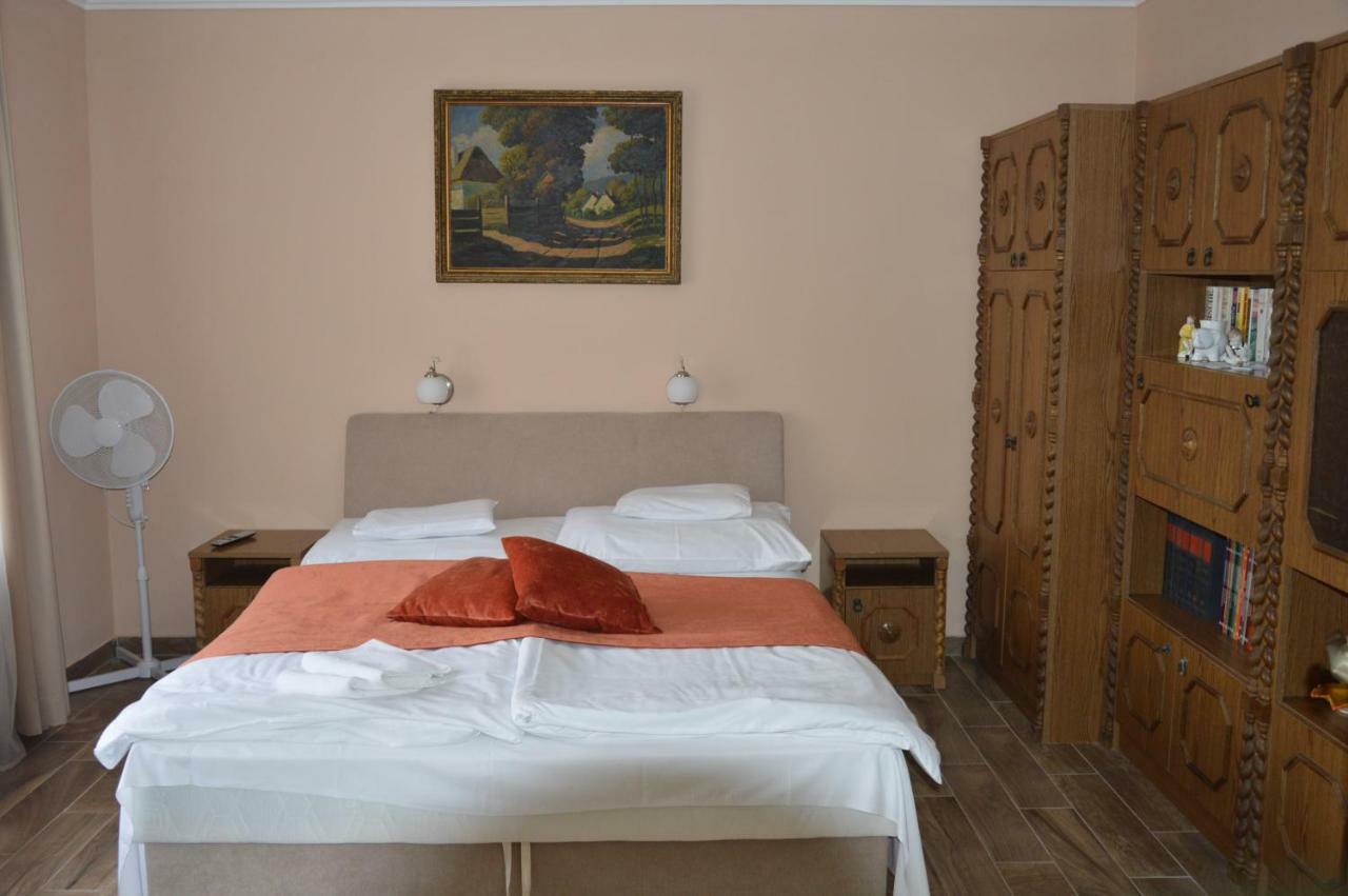 Varga Apartman Hévíz المظهر الخارجي الصورة