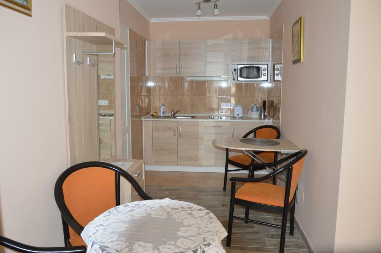 Varga Apartman Hévíz المظهر الخارجي الصورة